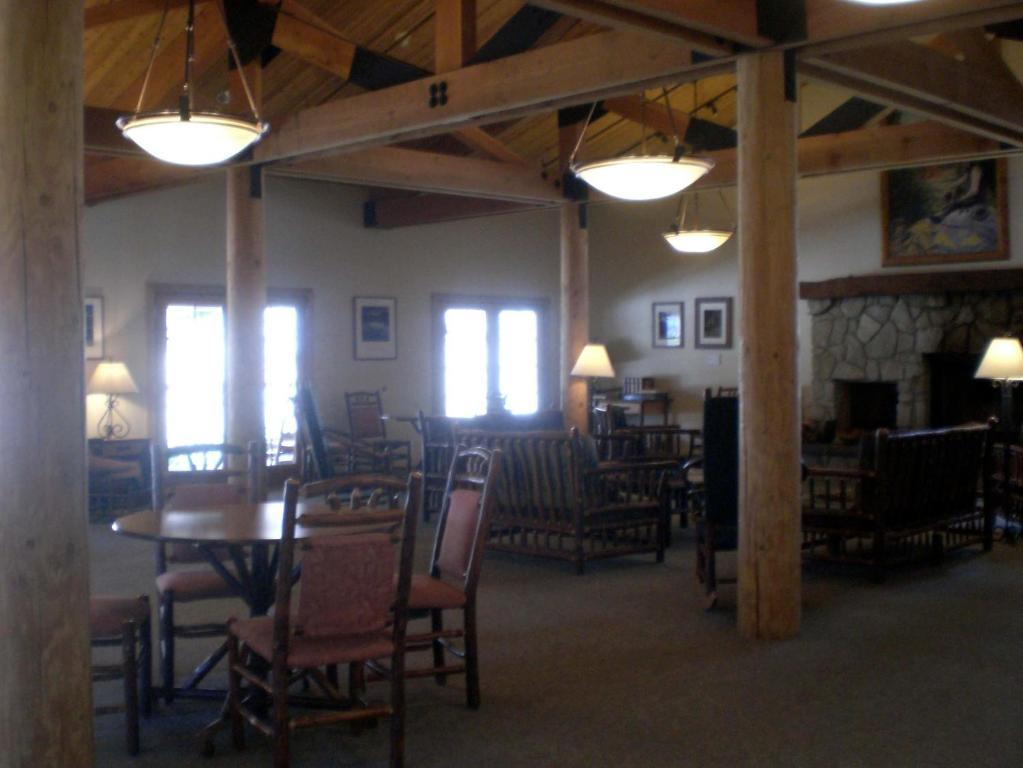 John Muir Lodge Hume Eksteriør bilde